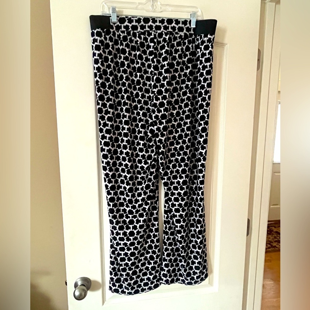 Jones Studio Stylish Black and White Patterned Women's Pants Size 1X